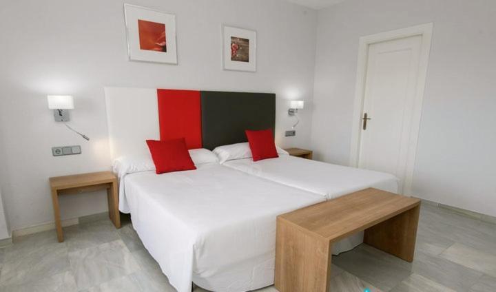 First Flatotel International Benalmádena Exterior foto
