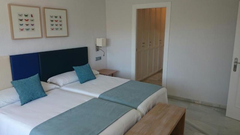First Flatotel International Benalmádena Quarto foto