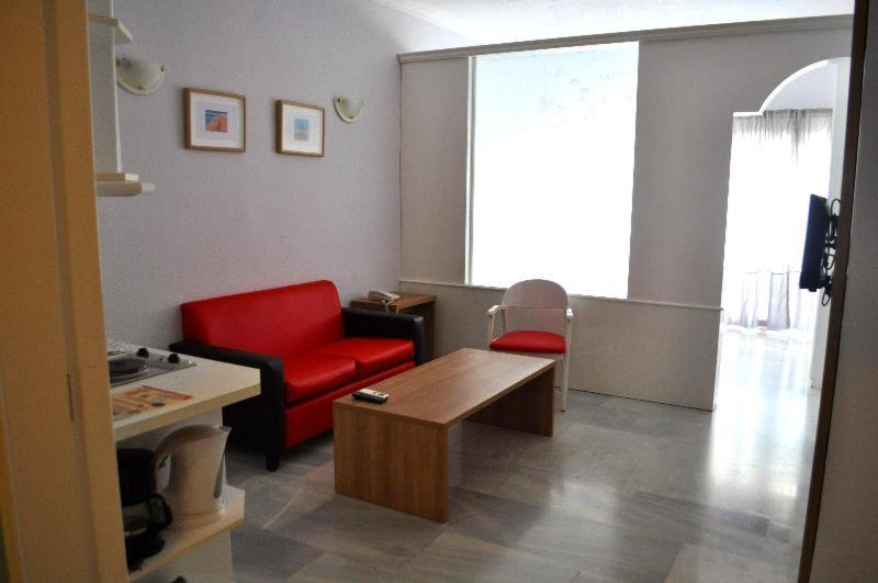 First Flatotel International Benalmádena Quarto foto